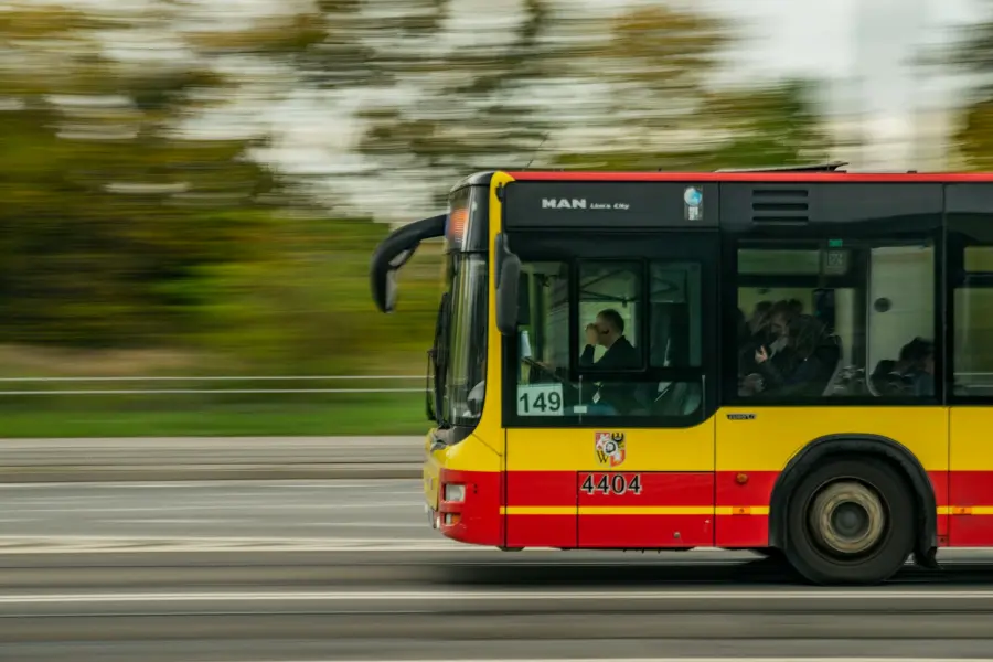 Ravenna, rimborsi fino all’80% per chi sceglie autobus e treni