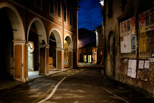 Bagnacavallo: il borgo romagnolo che custodisce una delle piazze ellittiche più belle d’Italia