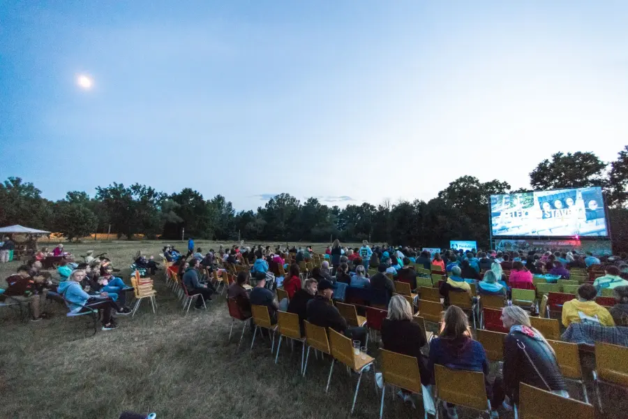 CineSpeyer 2026: ai Giardini Speyer di Ravenna torna il cinema all’aperto