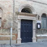 Ravenna, riapre il Chiosco della Classense in piazza del Popolo
